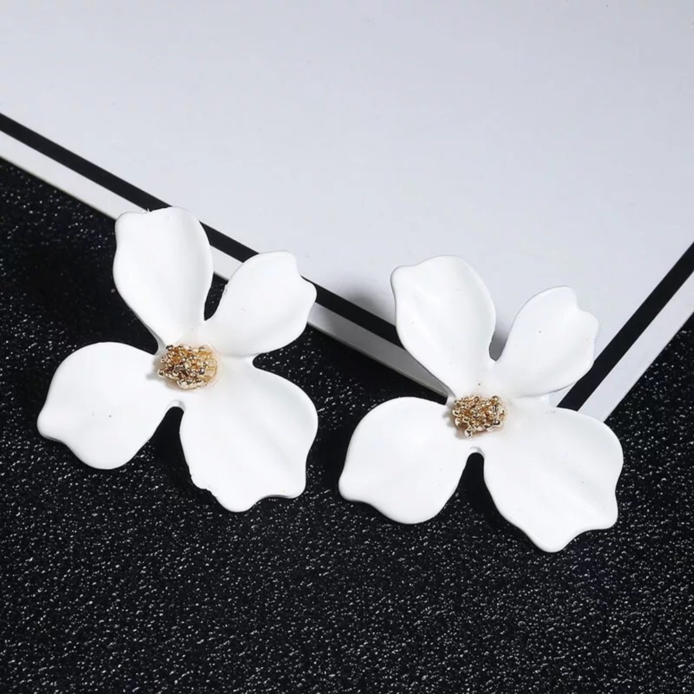 White Flower Earrings